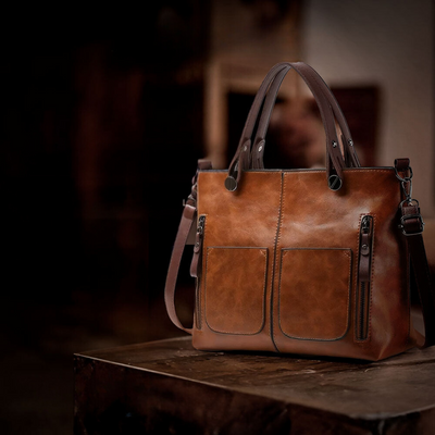 Lila | Classic Shoulder Bag