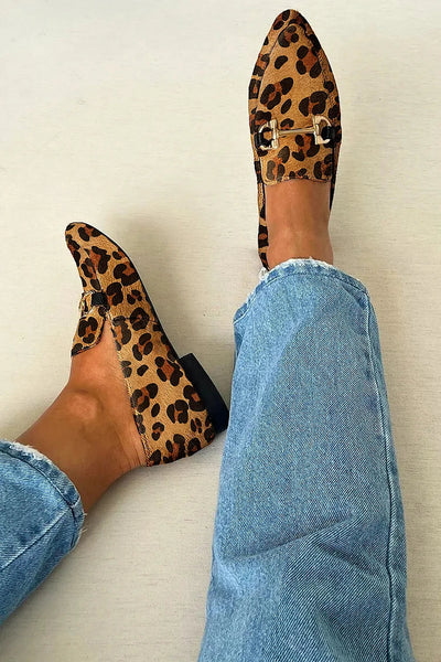 Juul | Elegant loafers with a pattern and subtle heels