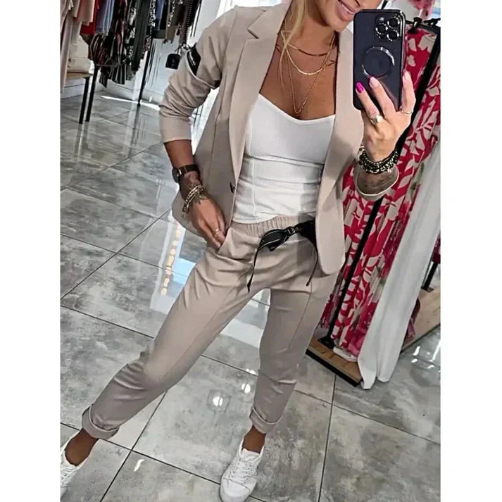 Deborah | Blazer with matching pants