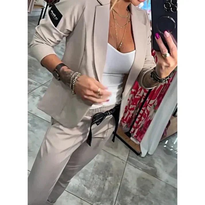 Deborah | Blazer with matching pants