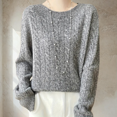 Betty | Elegant Knitted Sweater and Absolute Comfort