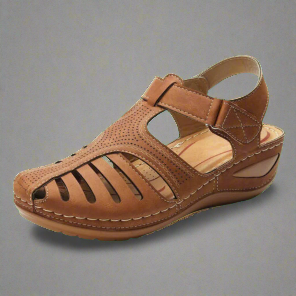 Ursanika | Comfortable sandals for all day