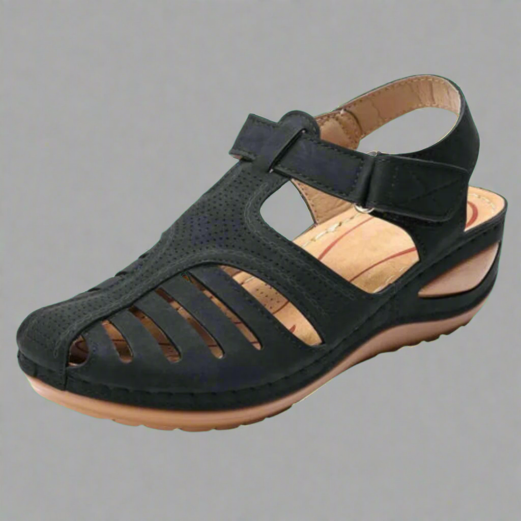 Ursanika | Comfortable sandals for all day