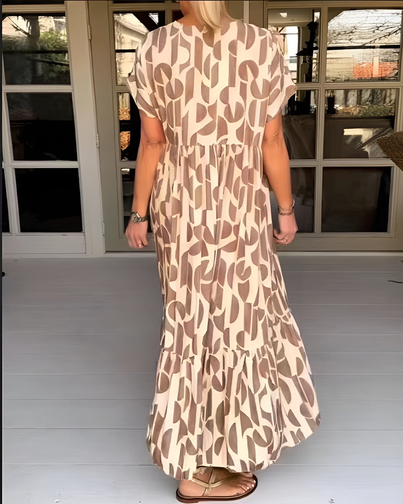 Colette | Lightweight Dress with V-Neck