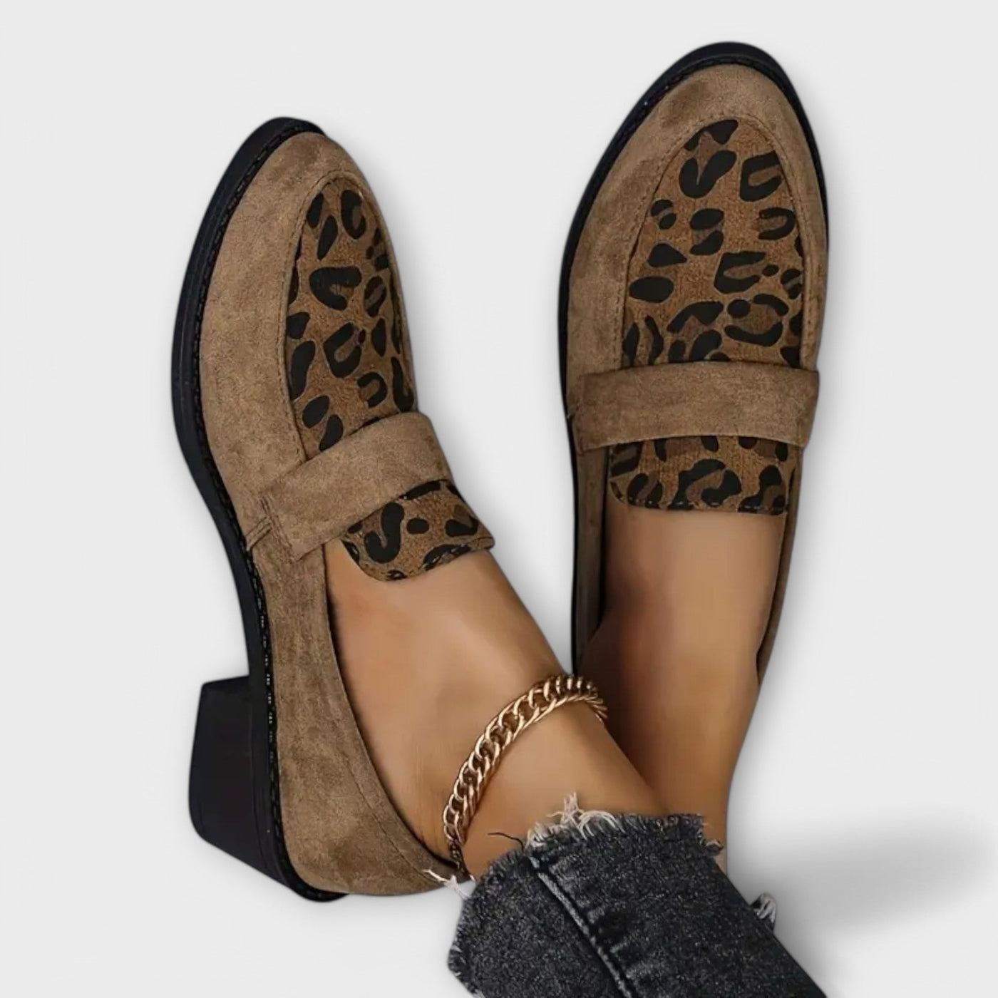 Karla - Elegant women's shoes in leopard print