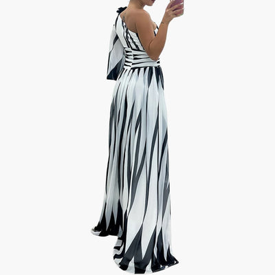 Carla – Elegant Maxi Dress with One Strap and Stripe Pattern