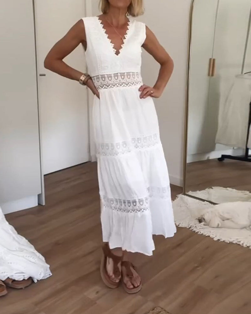 Ewelina | Lace Dress with V-Neck