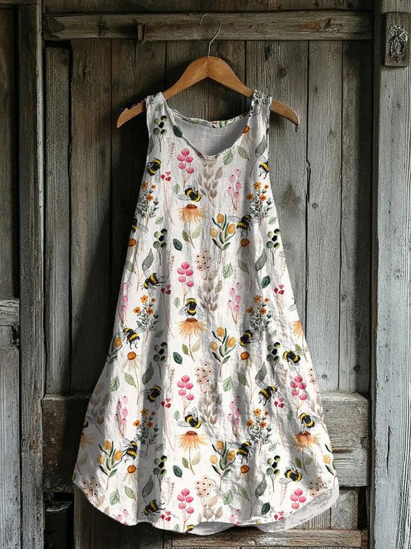 Florine – Sleeveless Dress with Bumblebee Print