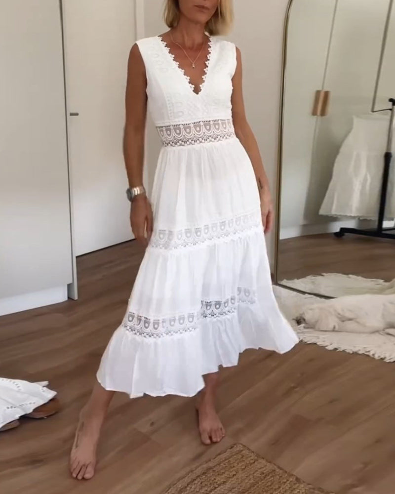 Ewelina | Lace Dress with V-Neck