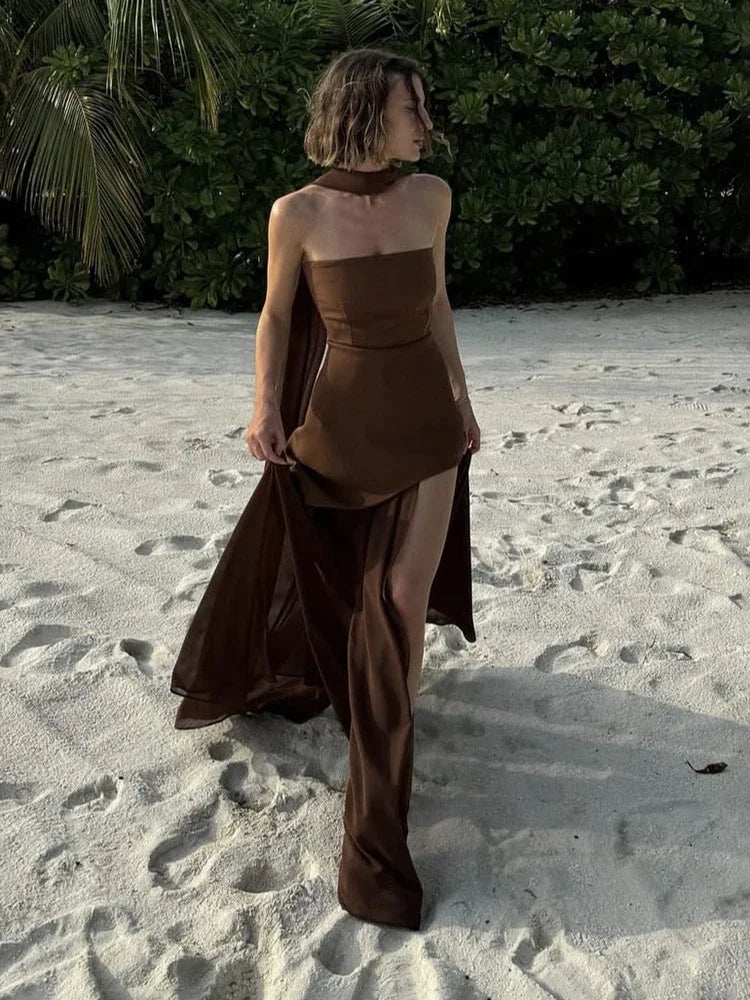 Georgia | Elegant Low Gown
