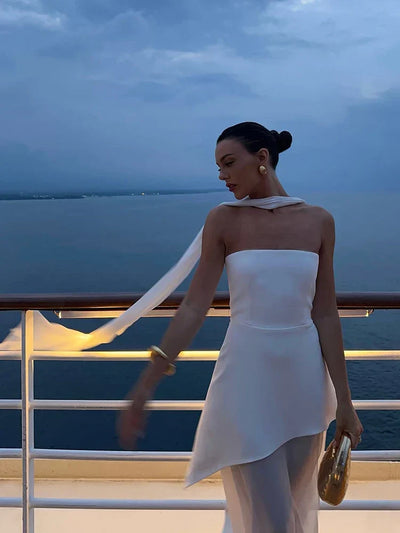 Georgia | Elegant Low Gown