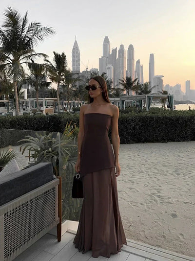 Georgia | Elegant Low Gown