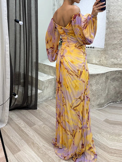 Gisselle - Dress with a V-neck
