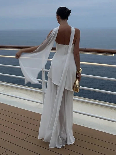 Georgia | Elegant Low Gown