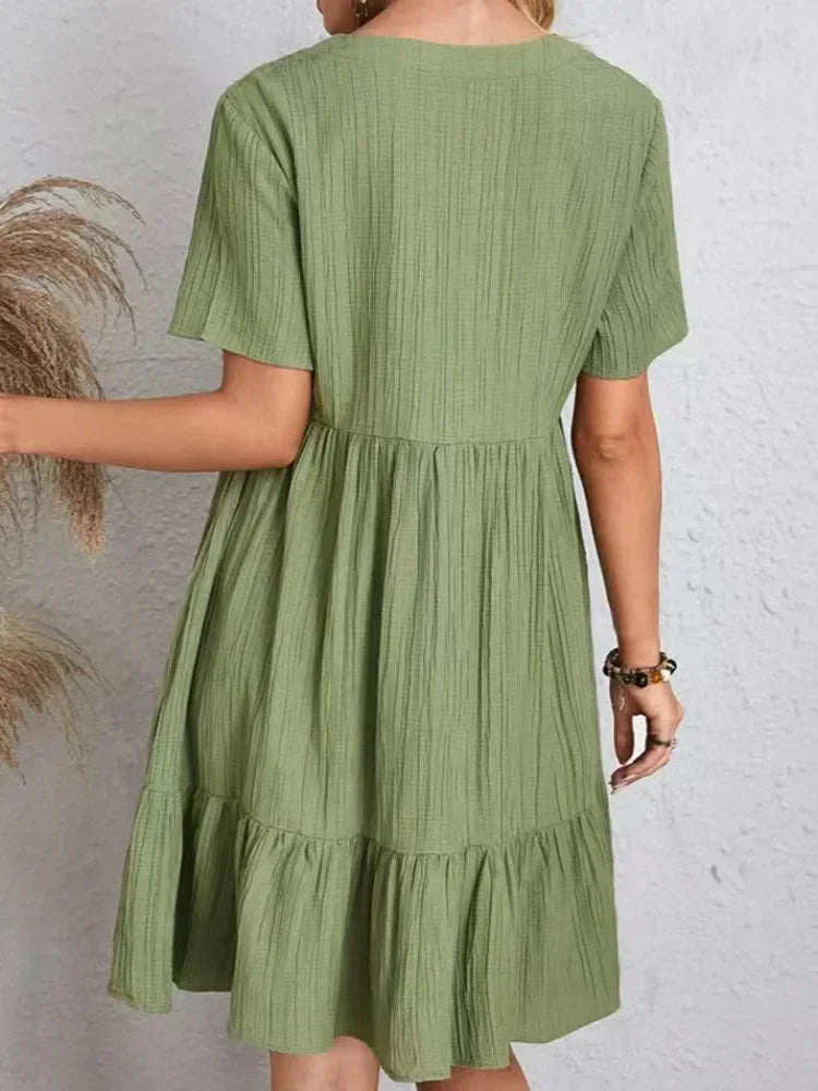 Enora | Elegant Dress Highlighting the Stomach