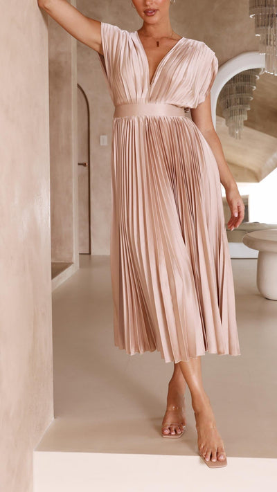 Alexis - Elegant Dress with Ruffles