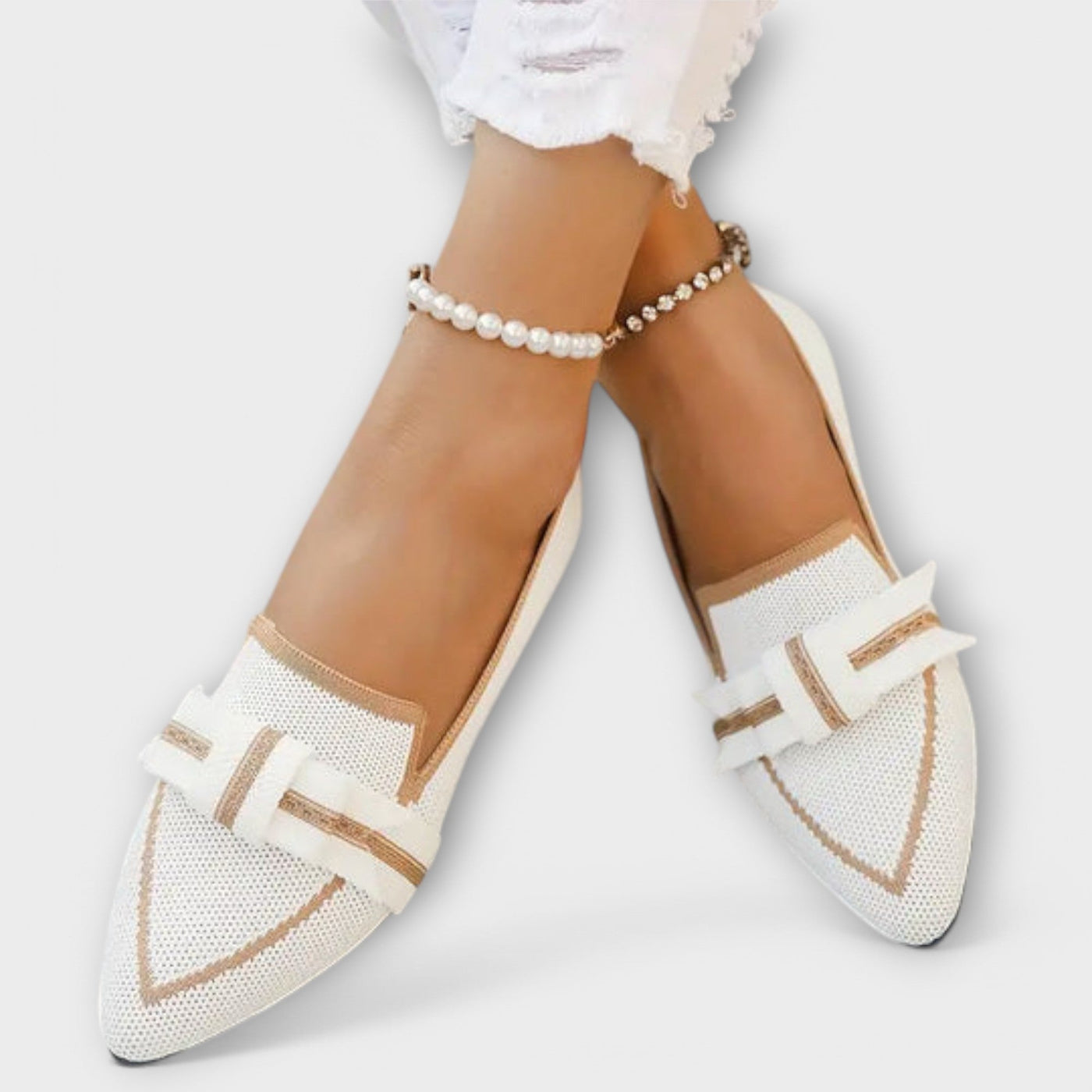 Flat Women's Shoes with Tied Design
