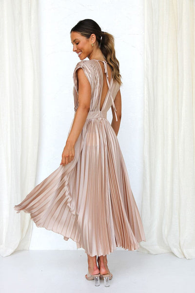 Chloe™ | Elegant Midi Dress