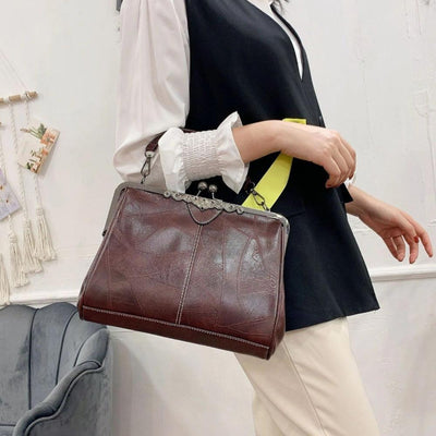 Sienna | Timeless Vintage Bag with Elegant Flap Closure