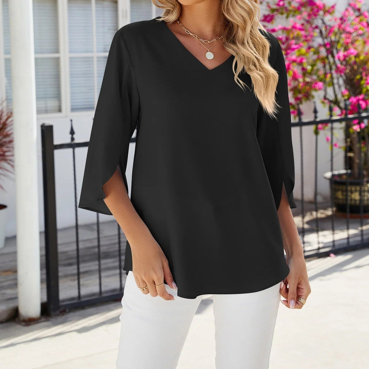 Lara - Casual Blouse