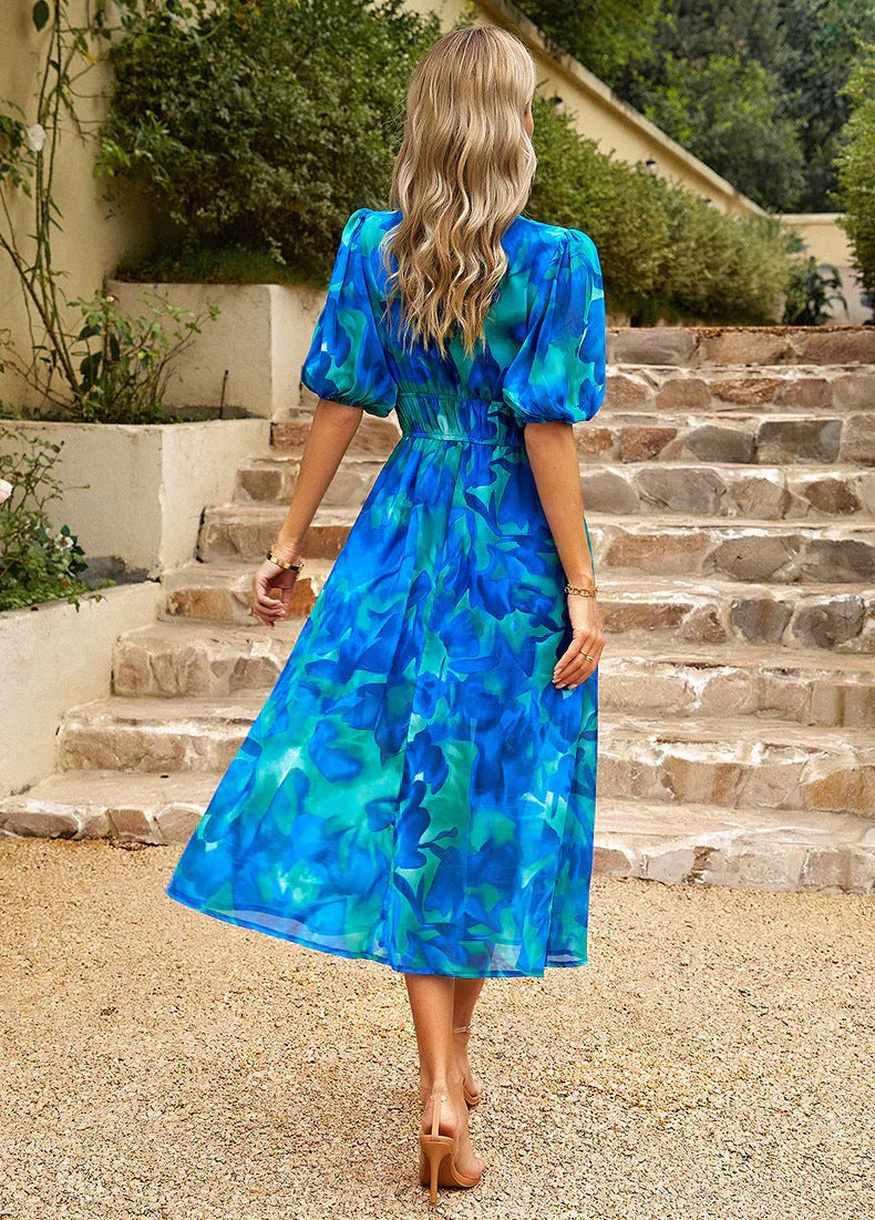 Innova - Dress with a V-neck