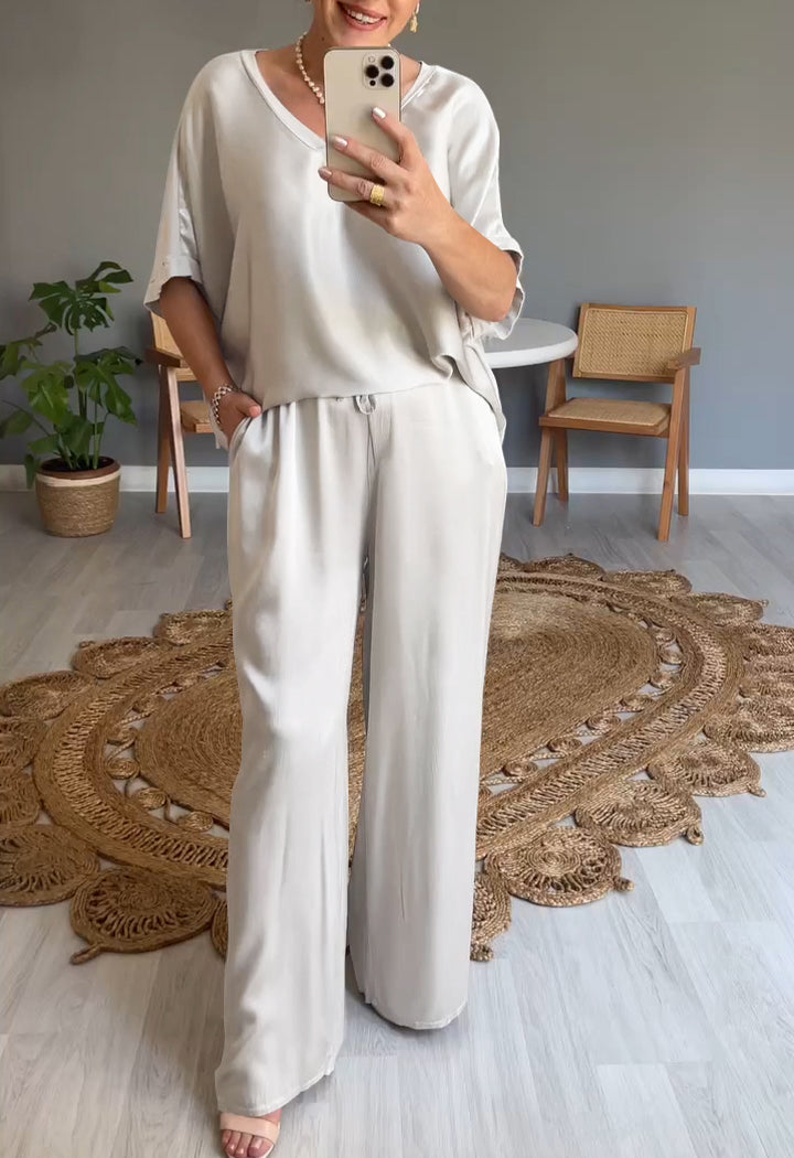 Elena | Casual two-piece set with a round neckline